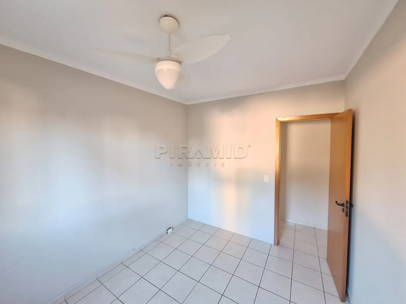 Alugar Apartamento / Padr&atilde;o em Ribeir&atilde;o Preto R$ 2.000,00 - Foto 6