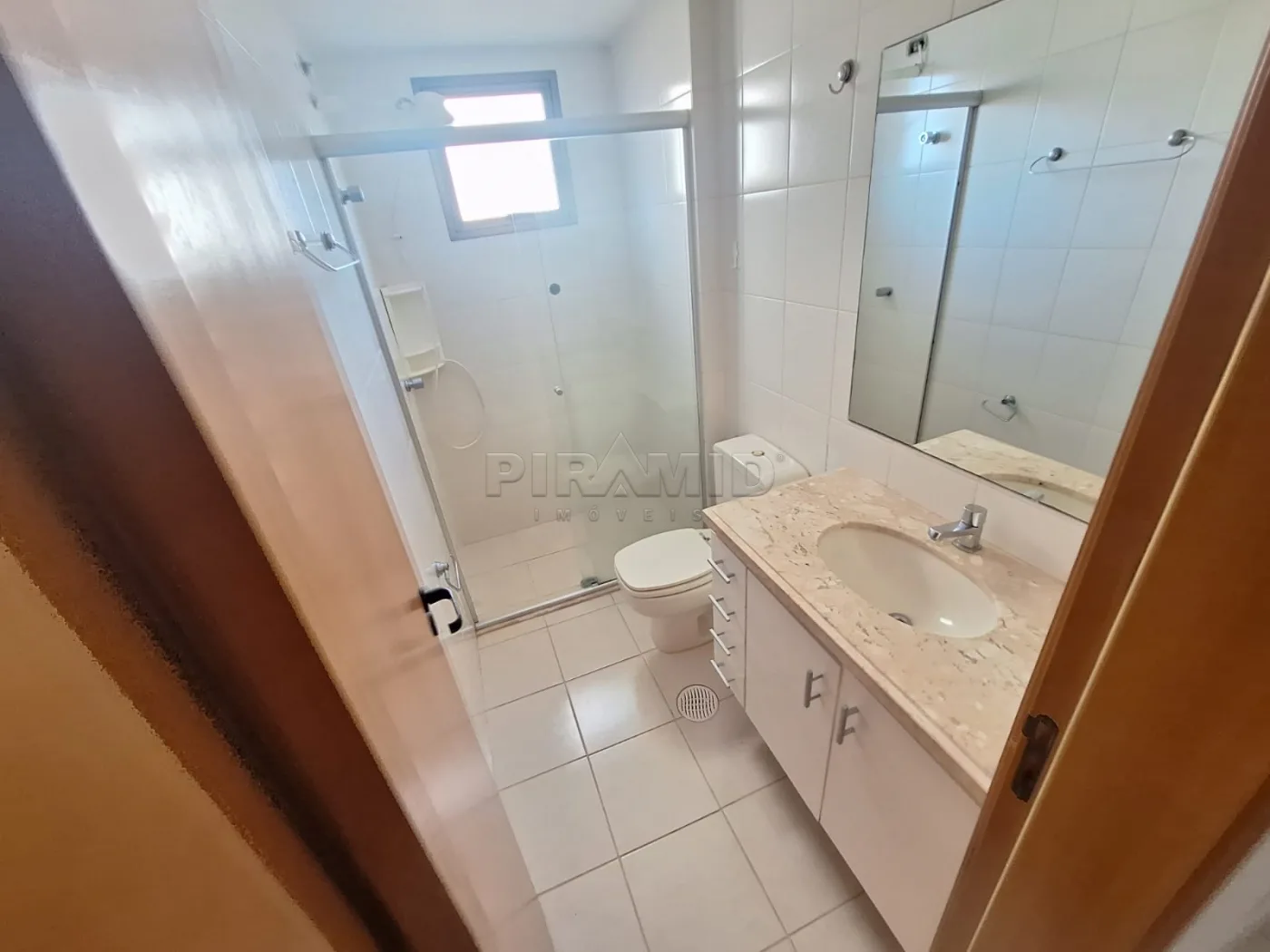 Alugar Apartamento / Padr&atilde;o em Ribeir&atilde;o Preto R$ 2.000,00 - Foto 7