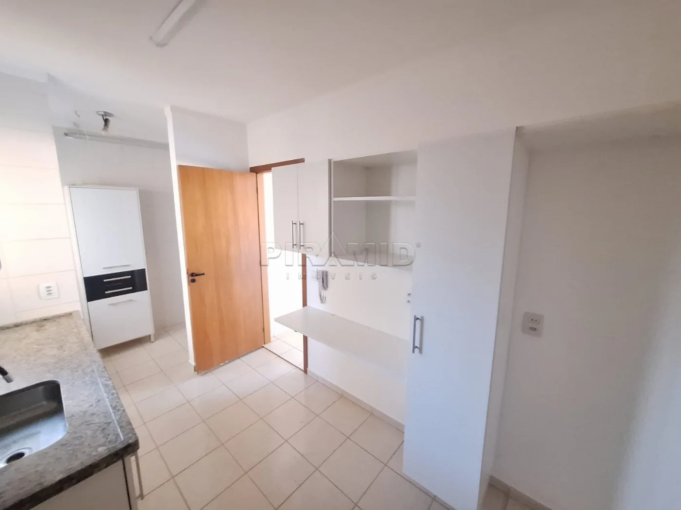 Alugar Apartamento / Padr&atilde;o em Ribeir&atilde;o Preto R$ 2.000,00 - Foto 17