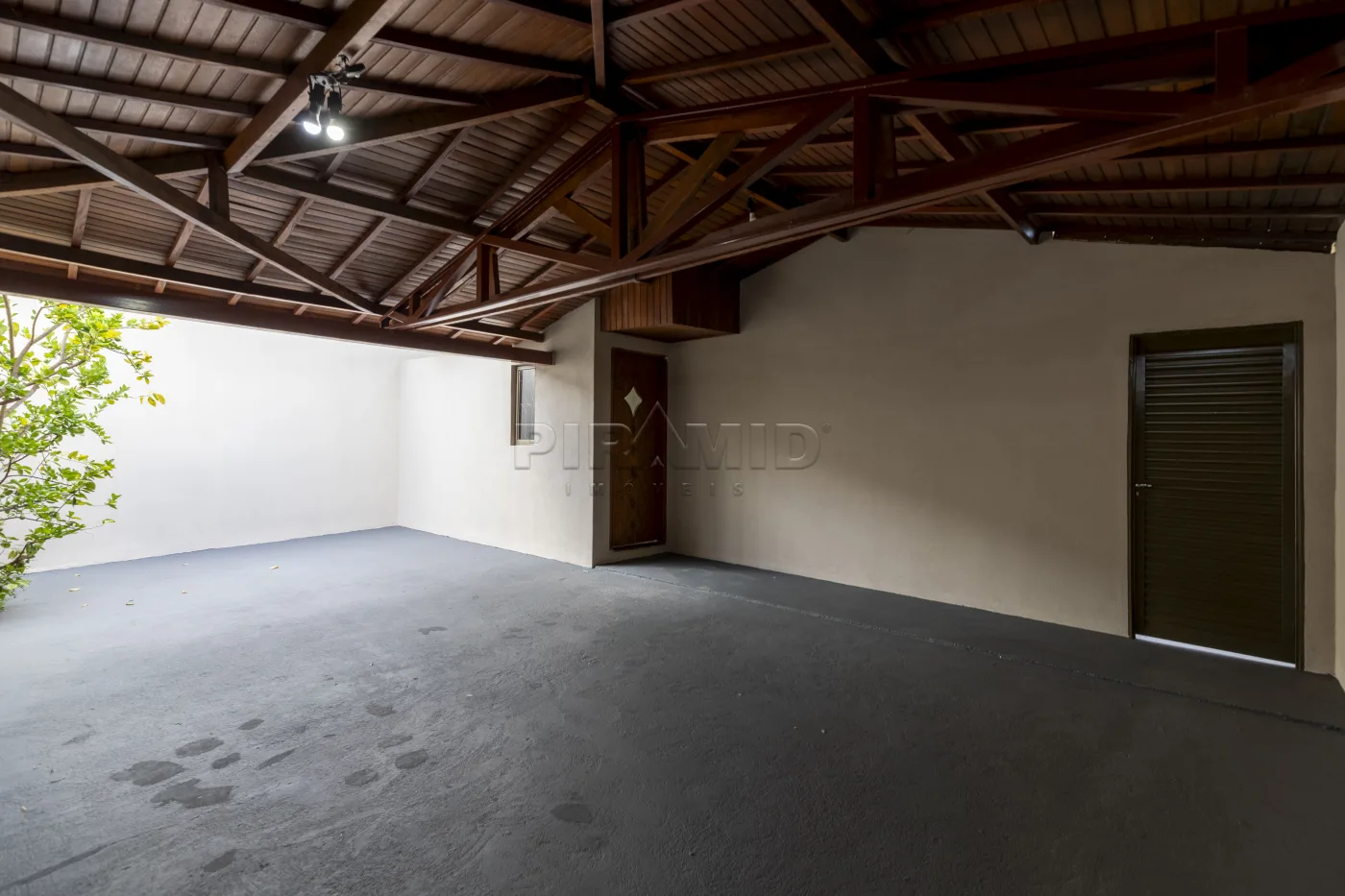 Alugar Casa / Padr&atilde;o em Ribeir&atilde;o Preto R$ 550,00 - Foto 3
