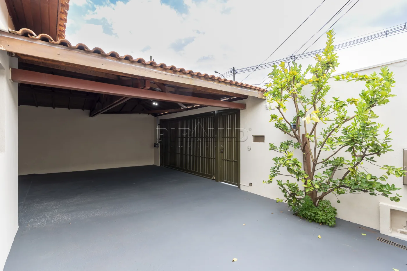 Alugar Casa / Padr&atilde;o em Ribeir&atilde;o Preto R$ 550,00 - Foto 2