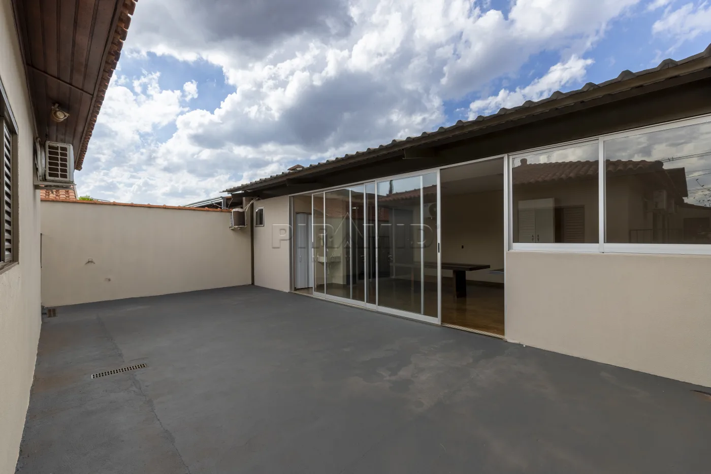 Alugar Casa / Padr&atilde;o em Ribeir&atilde;o Preto R$ 550,00 - Foto 6