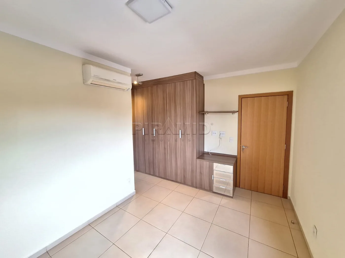 Alugar Apartamento / Padr&atilde;o em Ribeir&atilde;o Preto R$ 3.000,00 - Foto 13