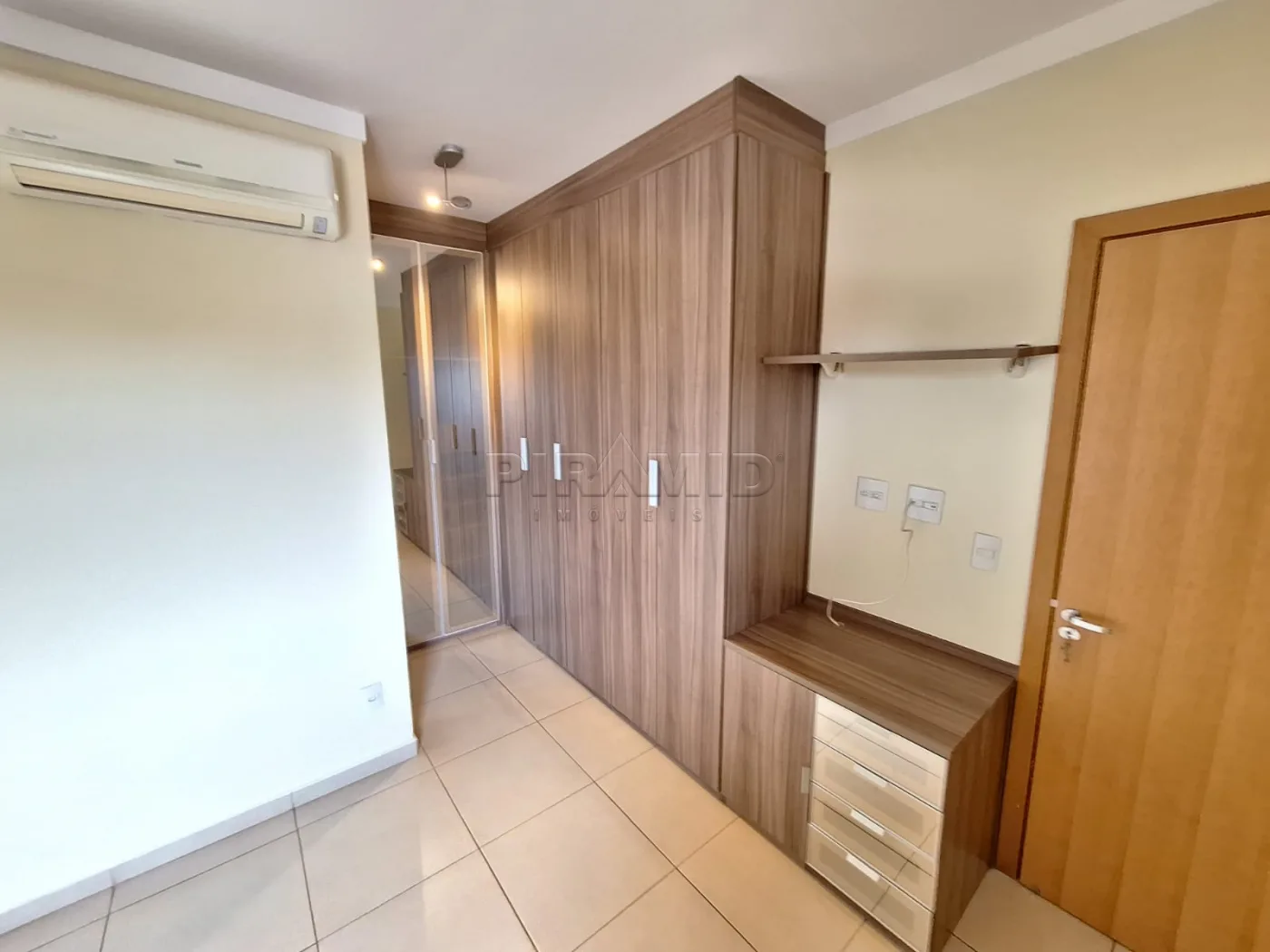 Alugar Apartamento / Padr&atilde;o em Ribeir&atilde;o Preto R$ 3.000,00 - Foto 14