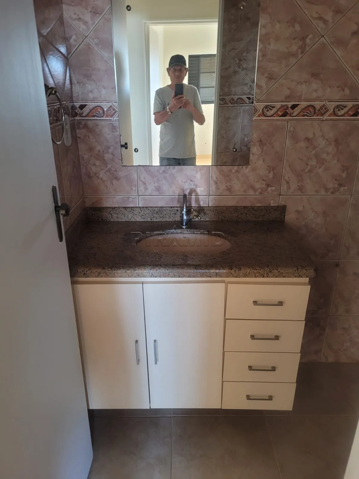 Alugar Apartamento / Padr&atilde;o em Ribeir&atilde;o Preto R$ 2.500,00 - Foto 13