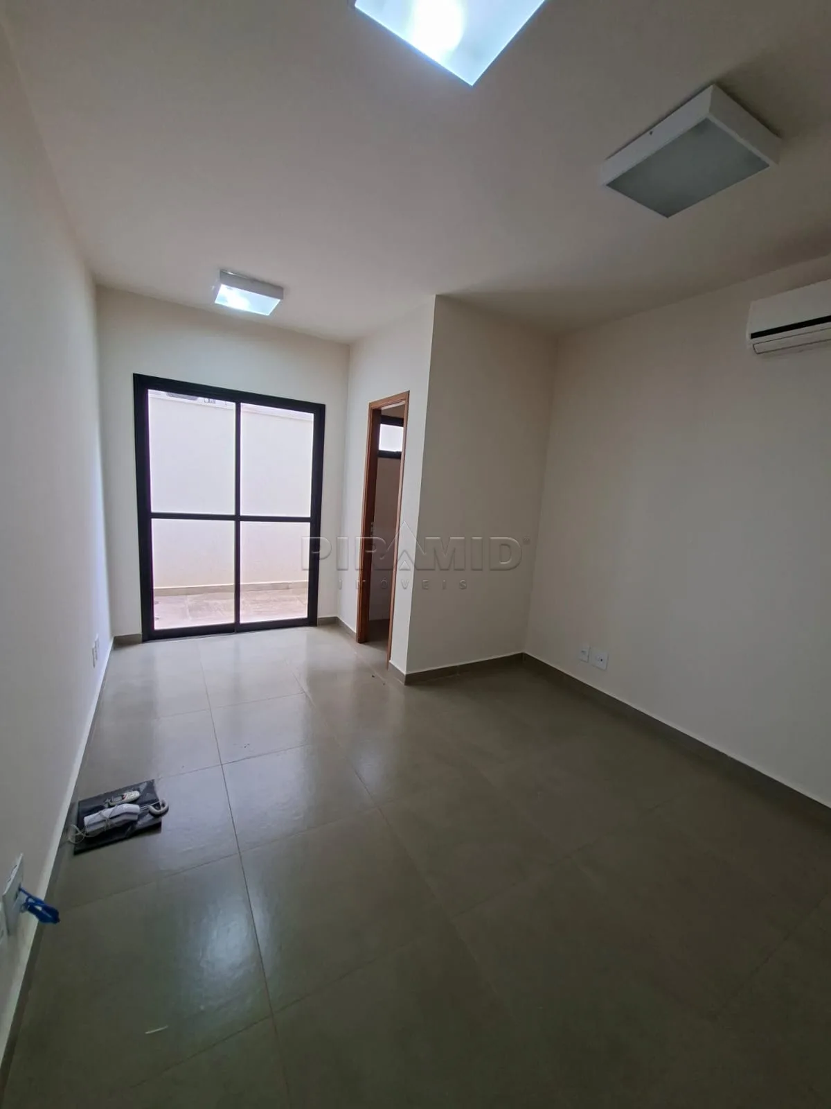 Comprar Comercial / Sala em Ribeir&atilde;o Preto R$ 230.000,00 - Foto 5