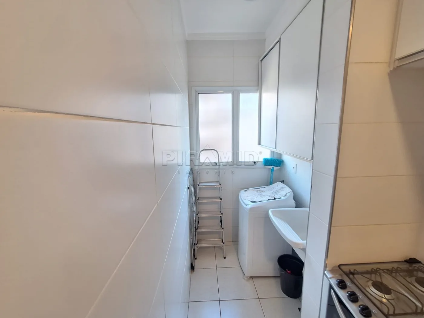 Alugar Apartamento / Padr&atilde;o em Ribeir&atilde;o Preto R$ 1.700,00 - Foto 15