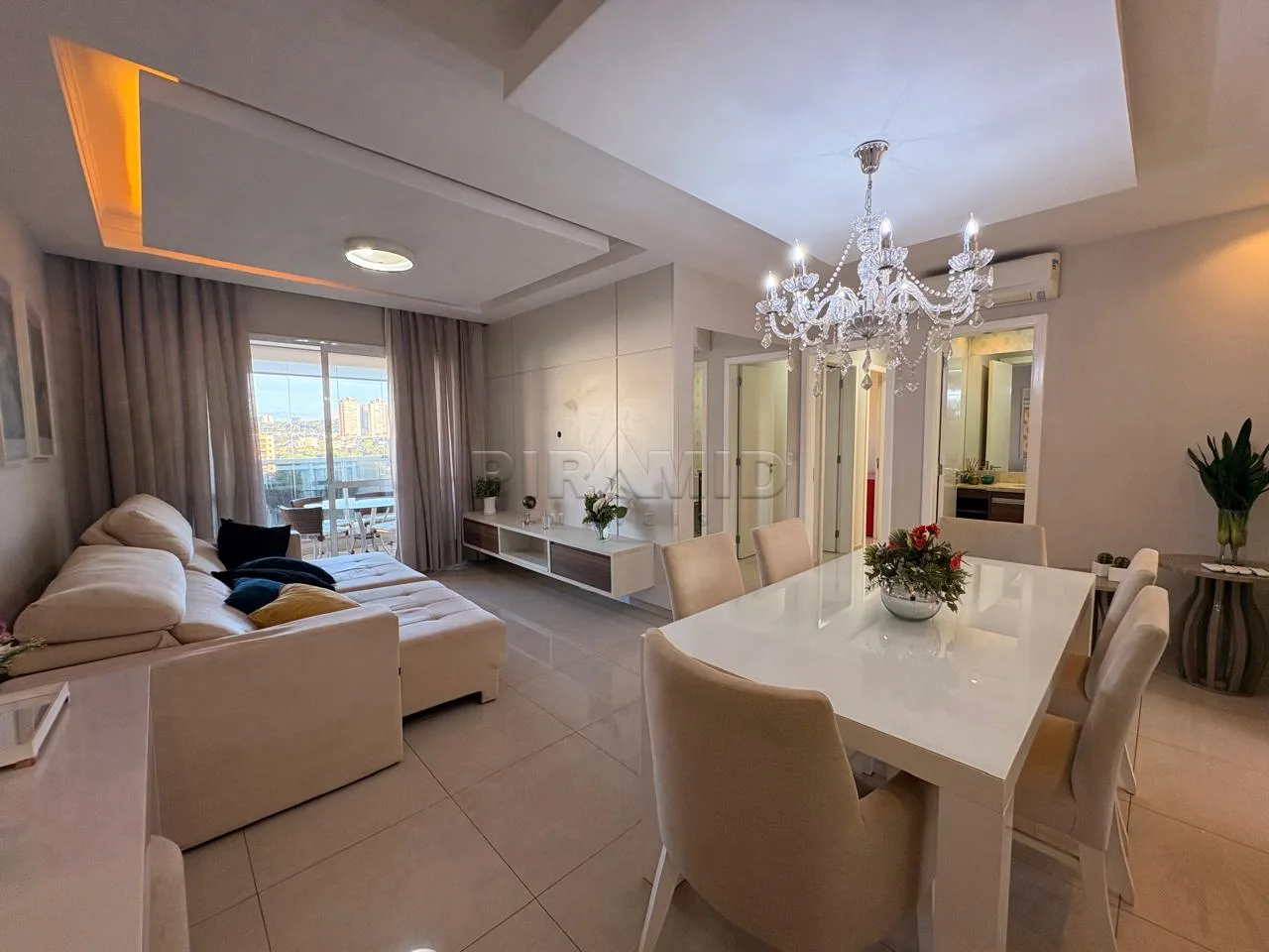 Alugar Apartamento / Padr&atilde;o em Ribeir&atilde;o Preto R$ 4.000,00 - Foto 2
