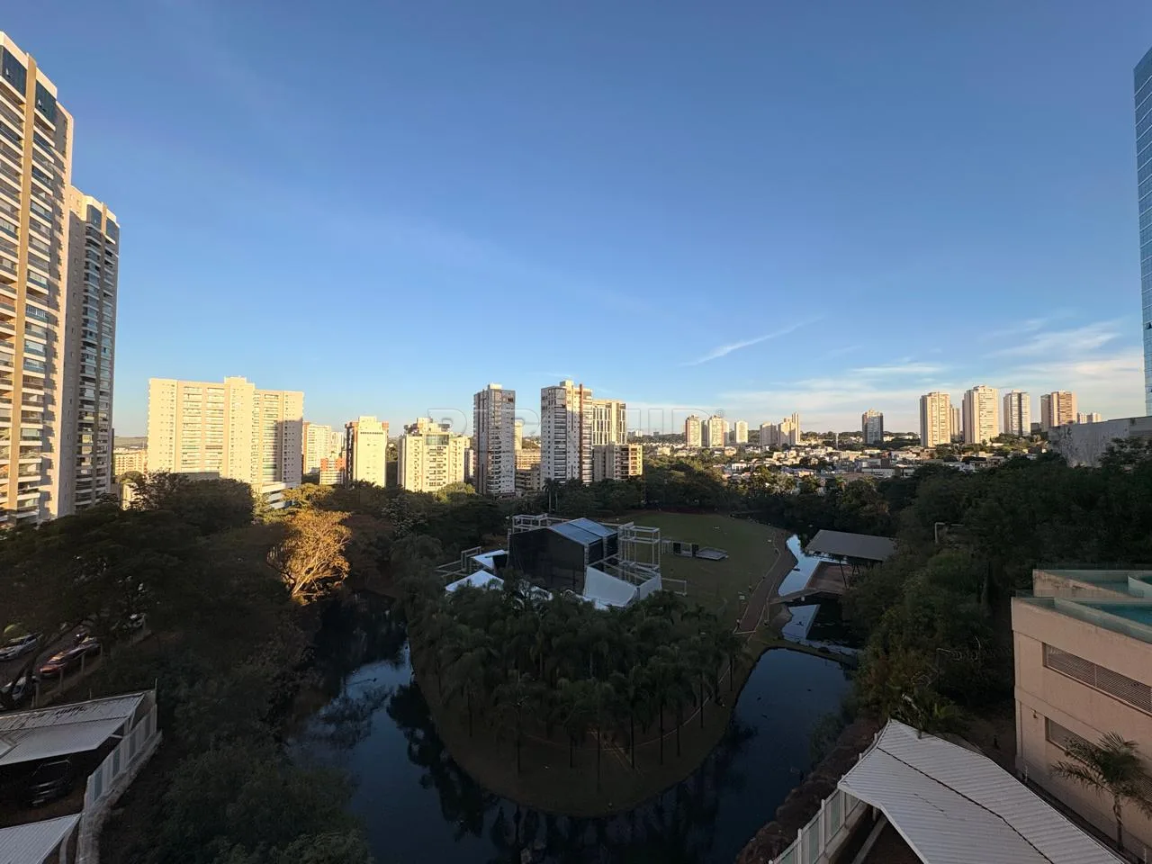 Alugar Apartamento / Padr&atilde;o em Ribeir&atilde;o Preto R$ 4.000,00 - Foto 10