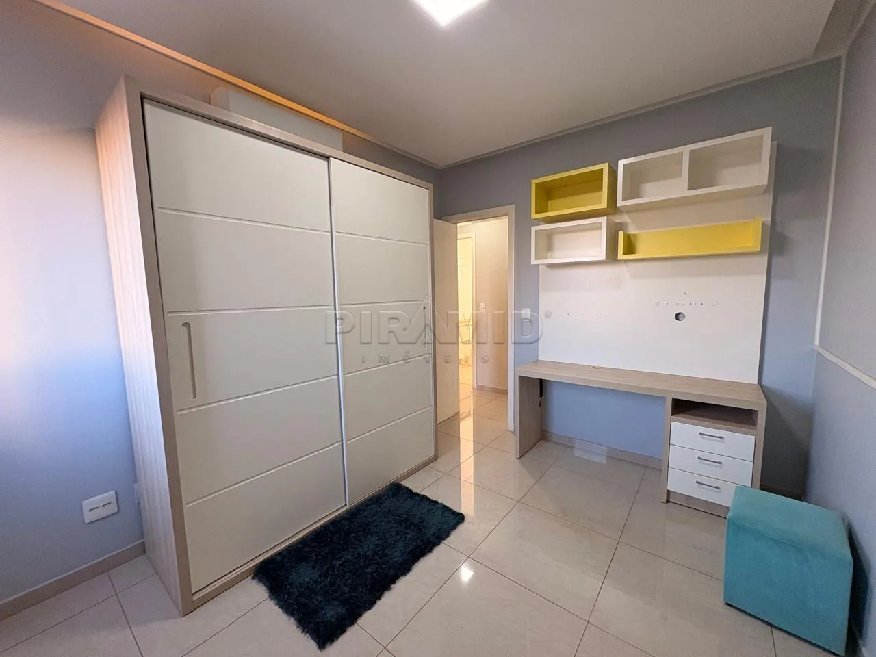 Alugar Apartamento / Padr&atilde;o em Ribeir&atilde;o Preto R$ 4.000,00 - Foto 18
