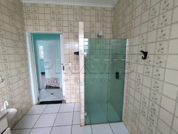 Alugar Casa / Padr&atilde;o em Ribeir&atilde;o Preto R$ 3.300,00 - Foto 14
