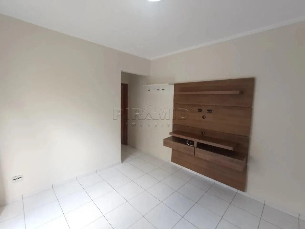 Alugar Apartamento / Padr&atilde;o em Ribeir&atilde;o Preto R$ 1.800,00 - Foto 2