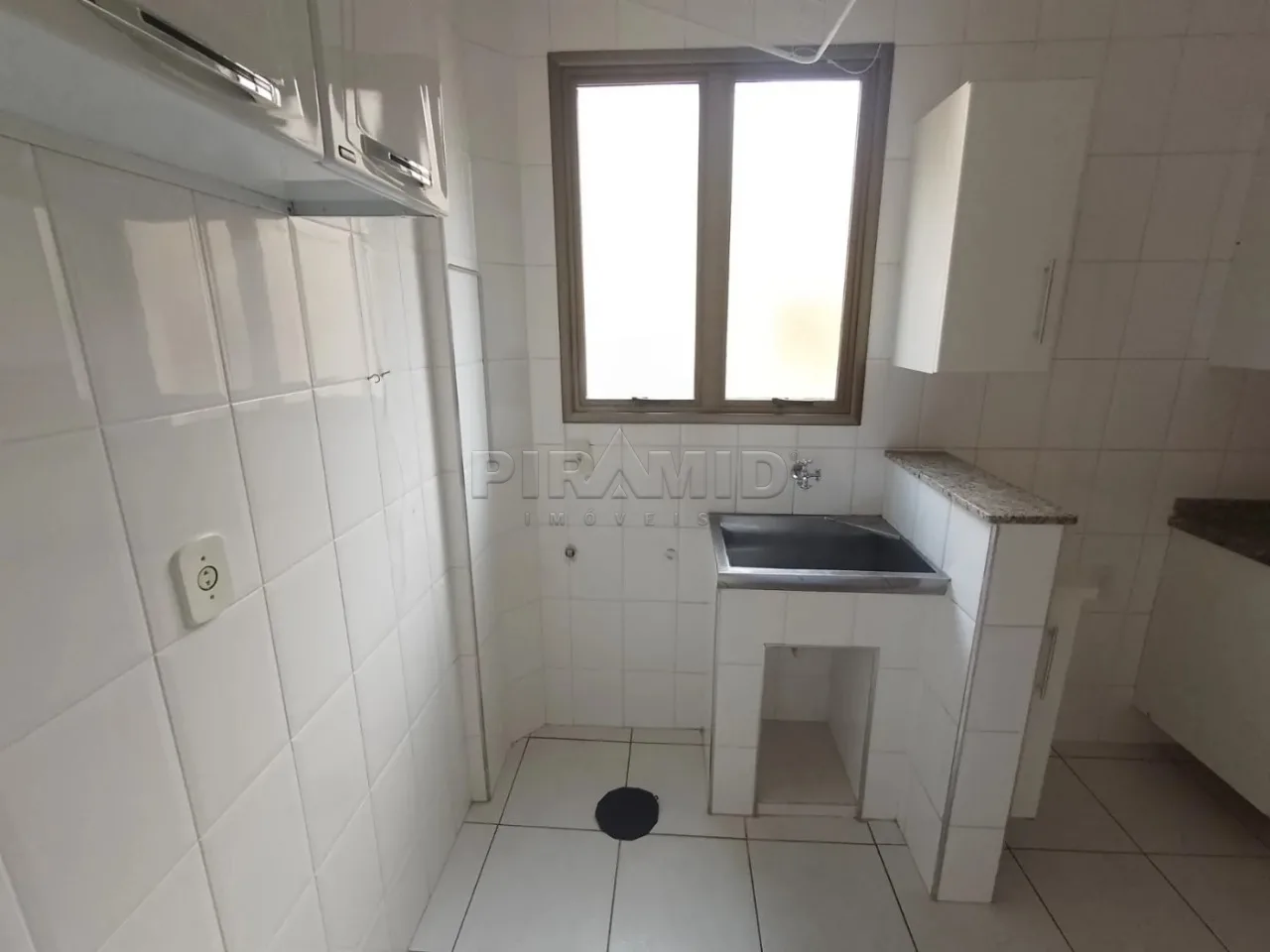 Alugar Apartamento / Padr&atilde;o em Ribeir&atilde;o Preto R$ 1.800,00 - Foto 11