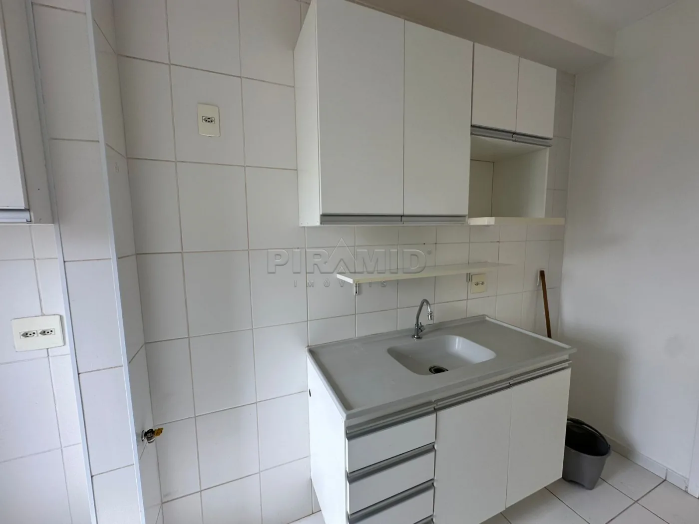 Alugar Apartamento / Padr&atilde;o em Ribeir&atilde;o Preto R$ 1.850,00 - Foto 8