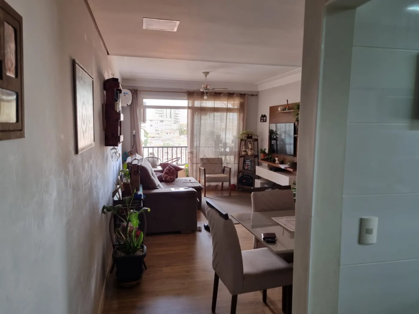 Alugar Apartamento / Padr&atilde;o em Ribeir&atilde;o Preto R$ 1.100,00 - Foto 9