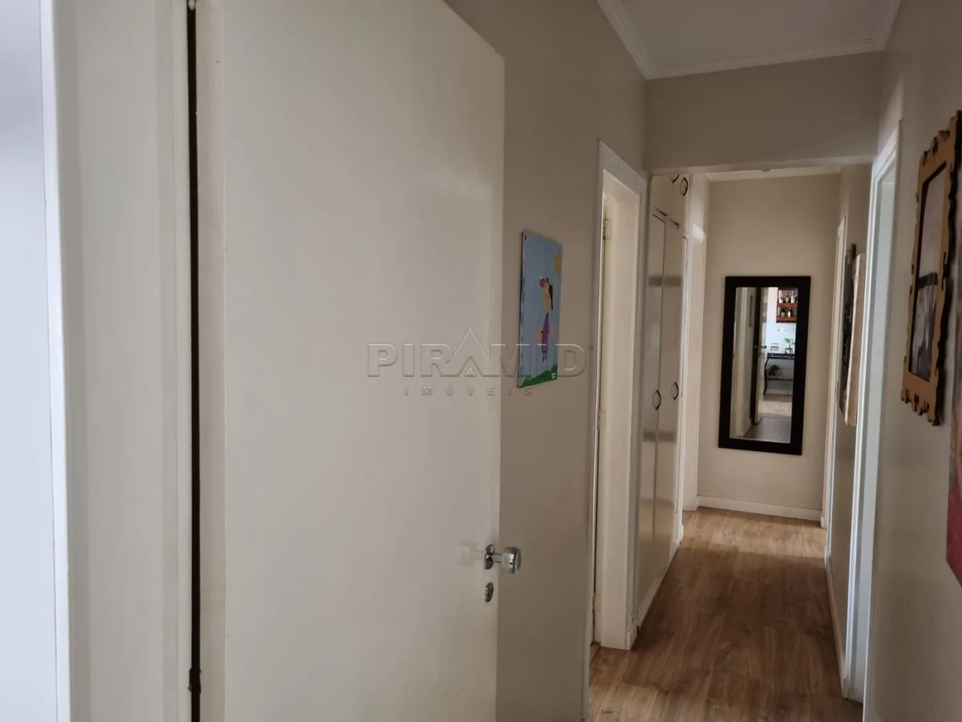 Alugar Apartamento / Padr&atilde;o em Ribeir&atilde;o Preto R$ 1.100,00 - Foto 14