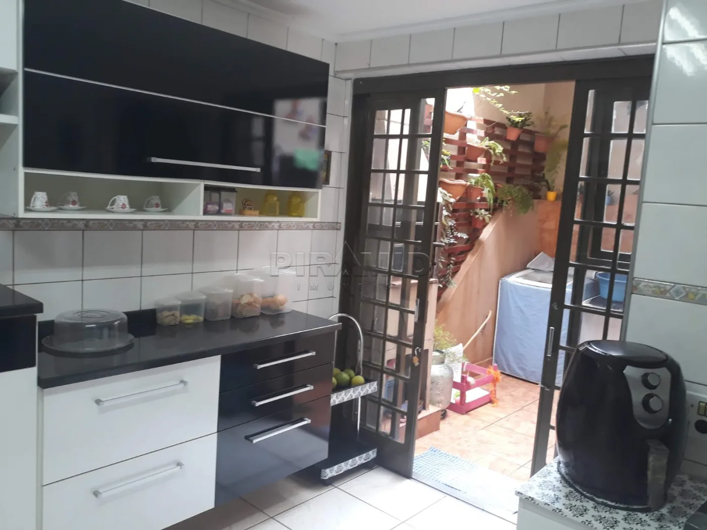 Comprar Casa / Padr&atilde;o em Ribeir&atilde;o Preto R$ 330.000,00 - Foto 19