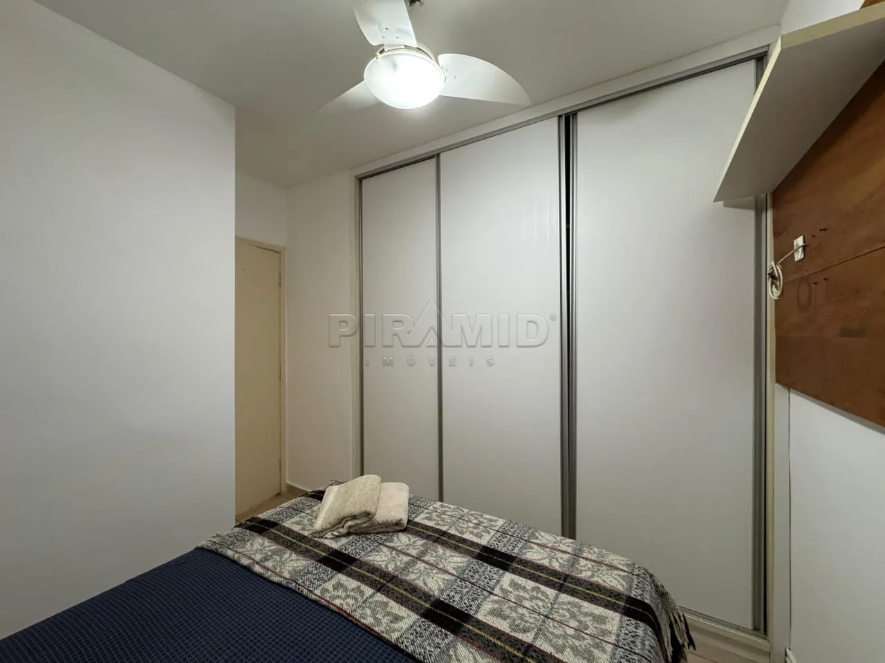 Alugar Apartamento / Padr&atilde;o em Ribeir&atilde;o Preto R$ 1.100,00 - Foto 11