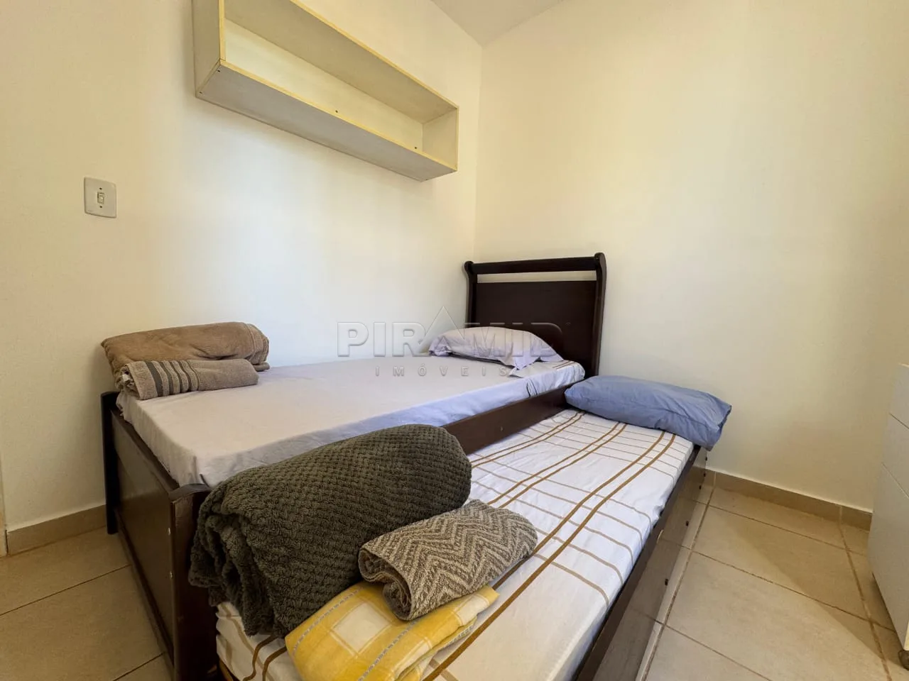 Alugar Apartamento / Padr&atilde;o em Ribeir&atilde;o Preto R$ 1.100,00 - Foto 14