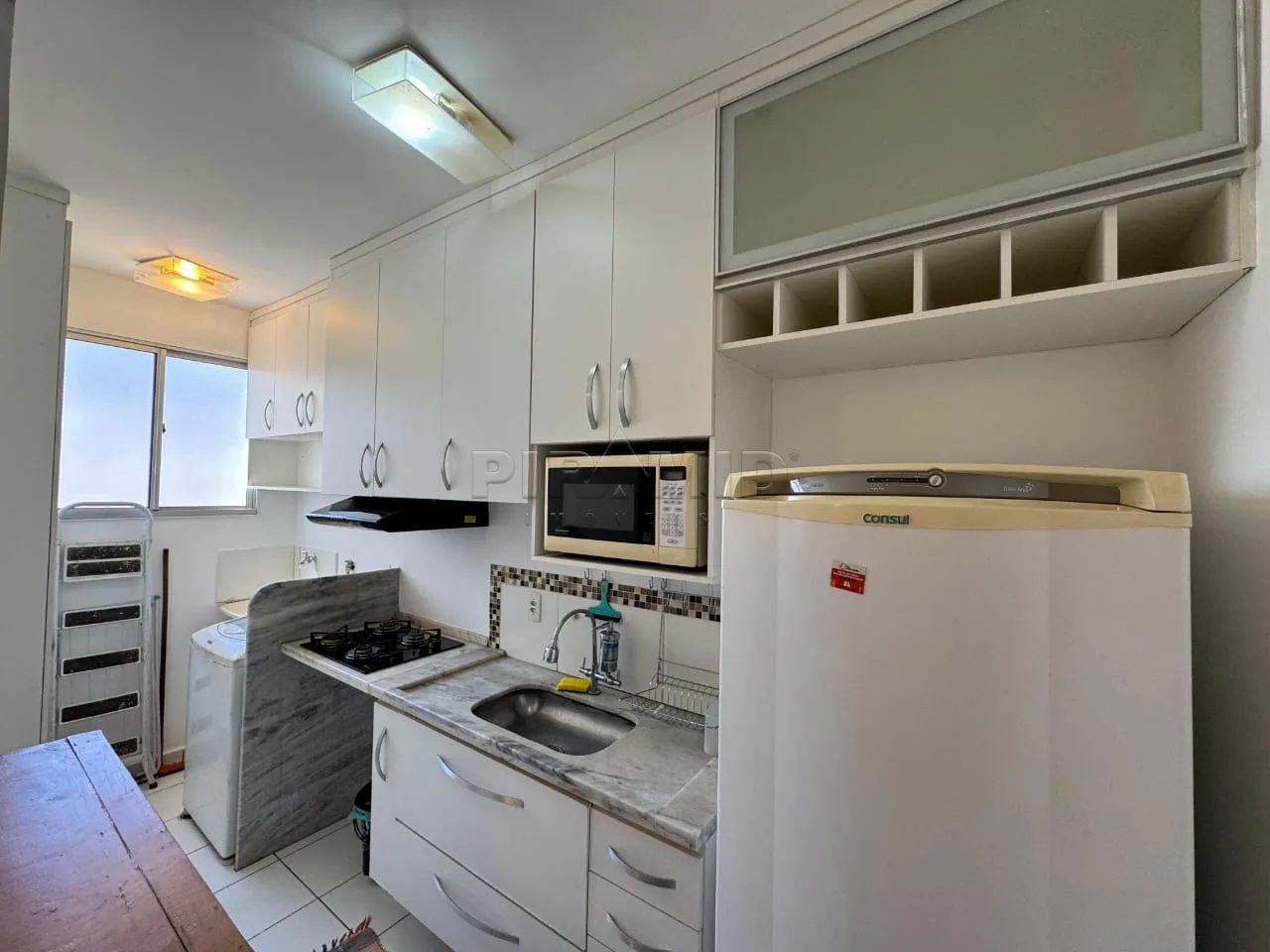 Alugar Apartamento / Padr&atilde;o em Ribeir&atilde;o Preto R$ 1.100,00 - Foto 6
