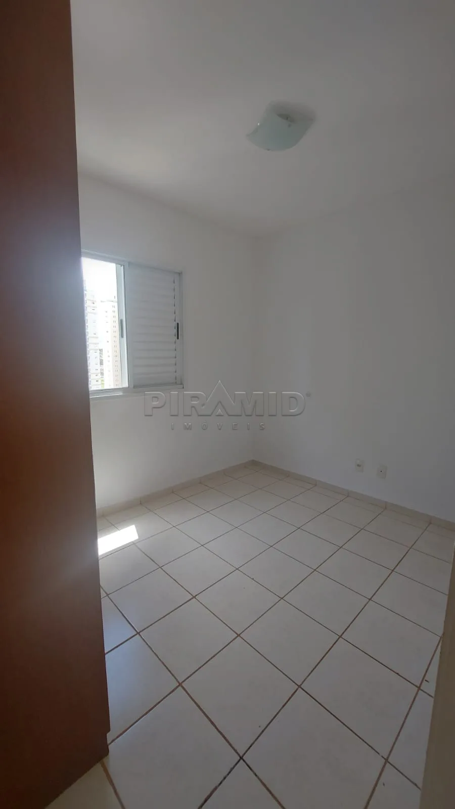 Alugar Apartamento / Padr&atilde;o em Ribeir&atilde;o Preto R$ 3.300,00 - Foto 14