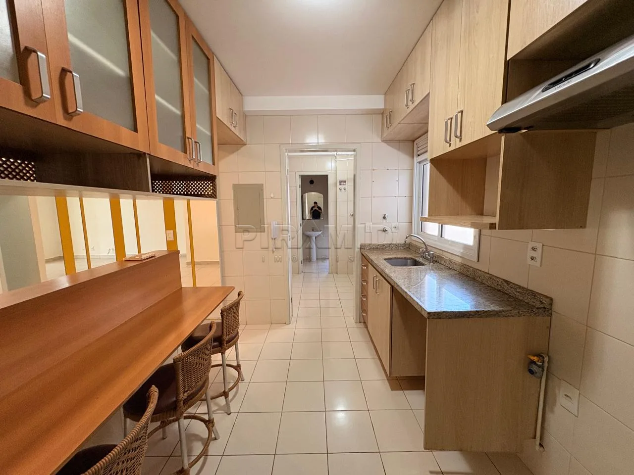 Alugar Apartamento / Padr&atilde;o em Ribeir&atilde;o Preto R$ 3.600,00 - Foto 9