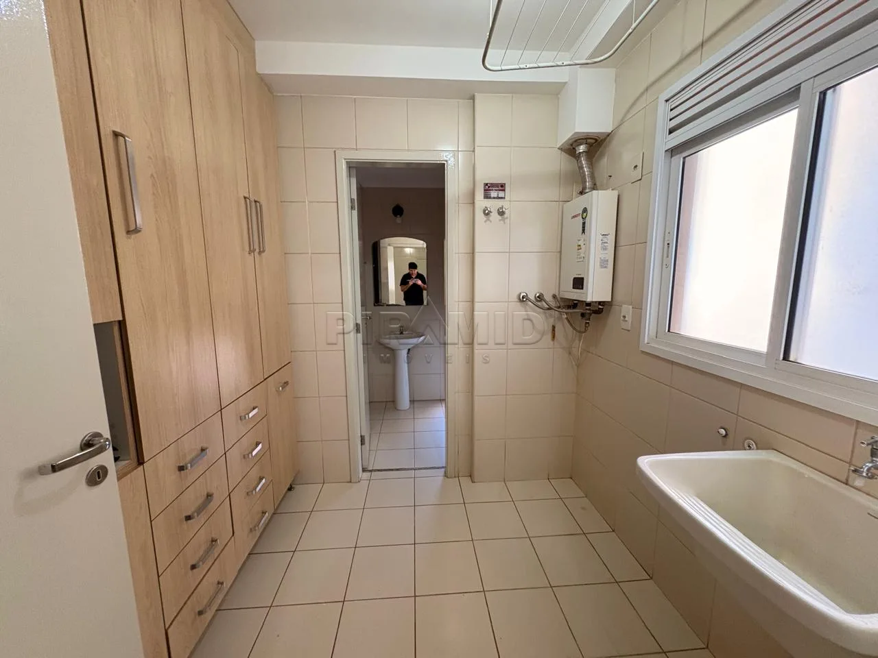 Alugar Apartamento / Padr&atilde;o em Ribeir&atilde;o Preto R$ 3.600,00 - Foto 13