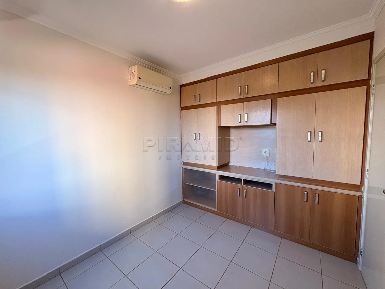 Alugar Apartamento / Padr&atilde;o em Ribeir&atilde;o Preto R$ 3.600,00 - Foto 24