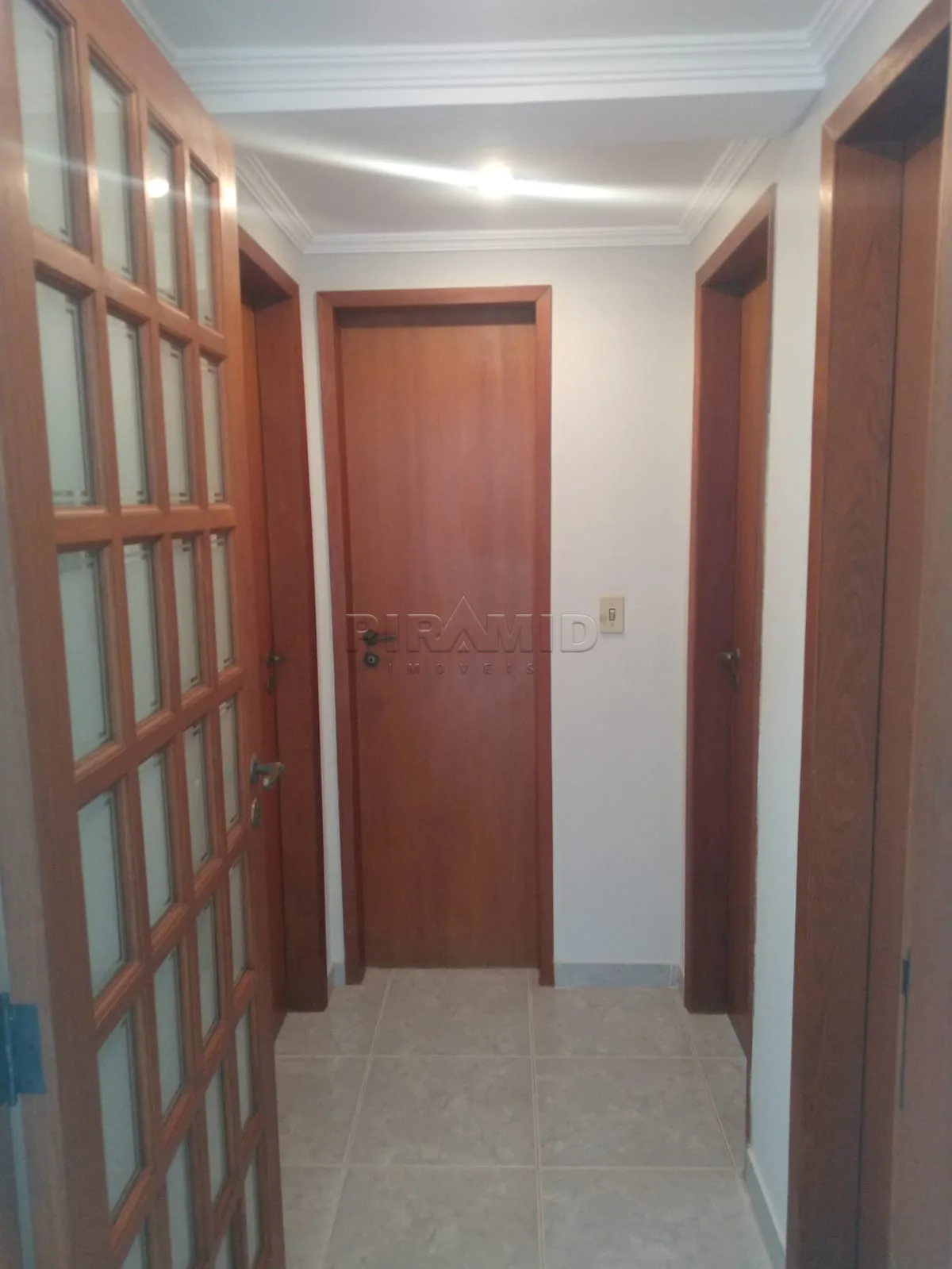 Alugar Apartamento / Padr&atilde;o em Ribeir&atilde;o Preto R$ 2.500,00 - Foto 8