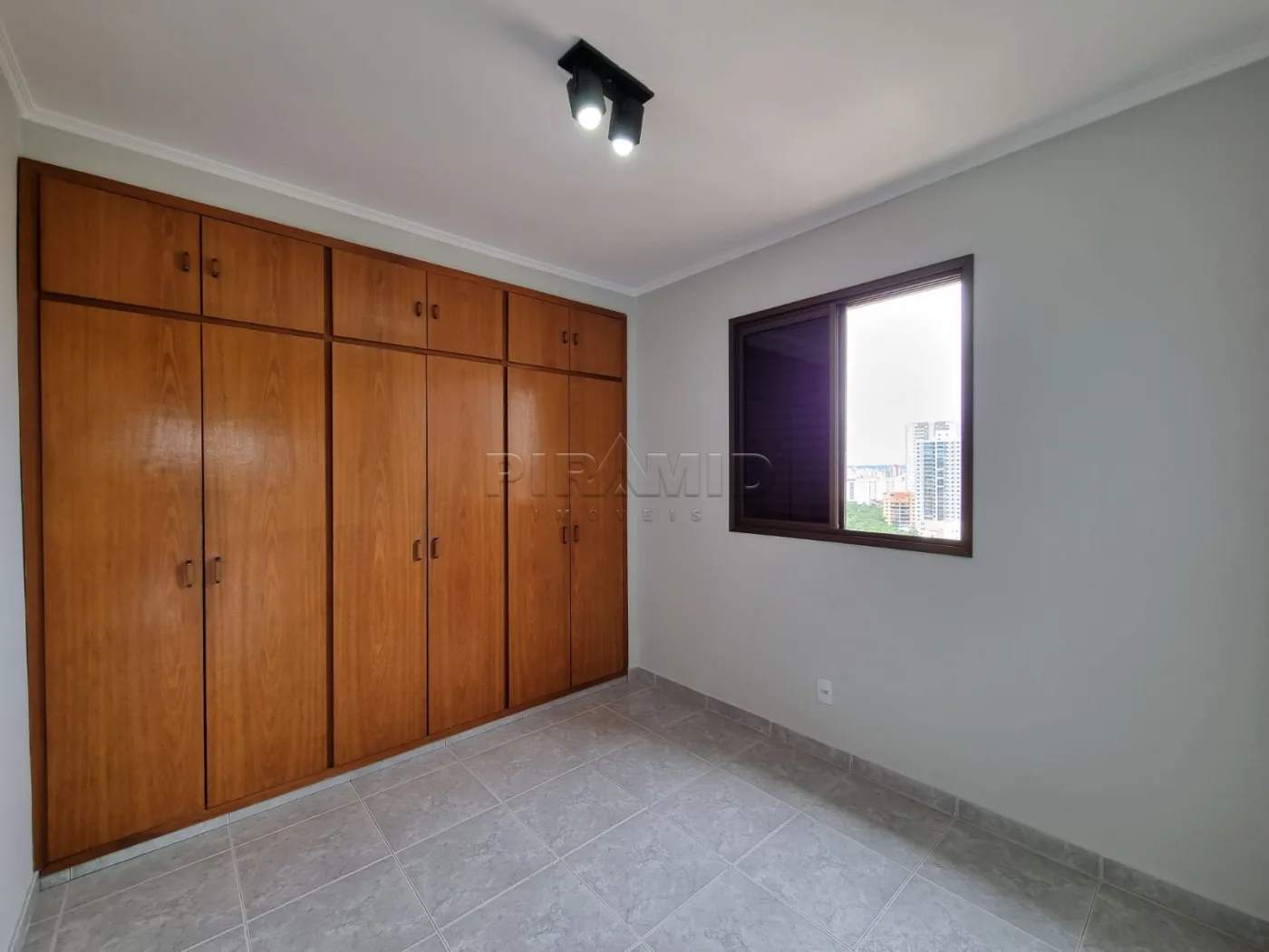 Alugar Apartamento / Padr&atilde;o em Ribeir&atilde;o Preto R$ 2.500,00 - Foto 11