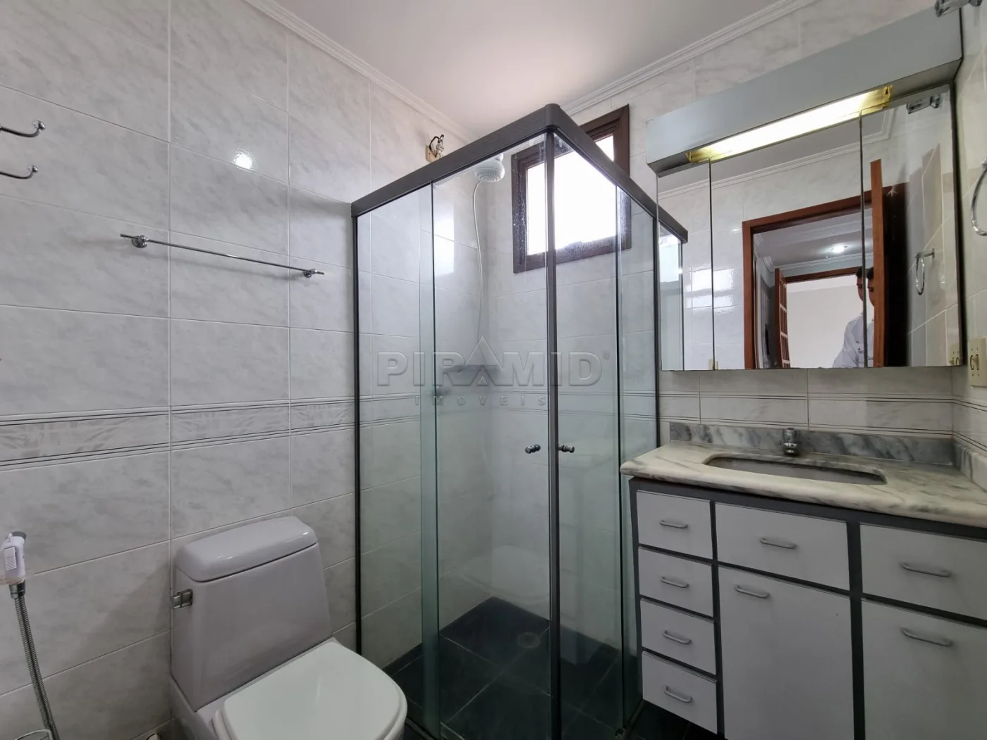 Alugar Apartamento / Padr&atilde;o em Ribeir&atilde;o Preto R$ 2.500,00 - Foto 12