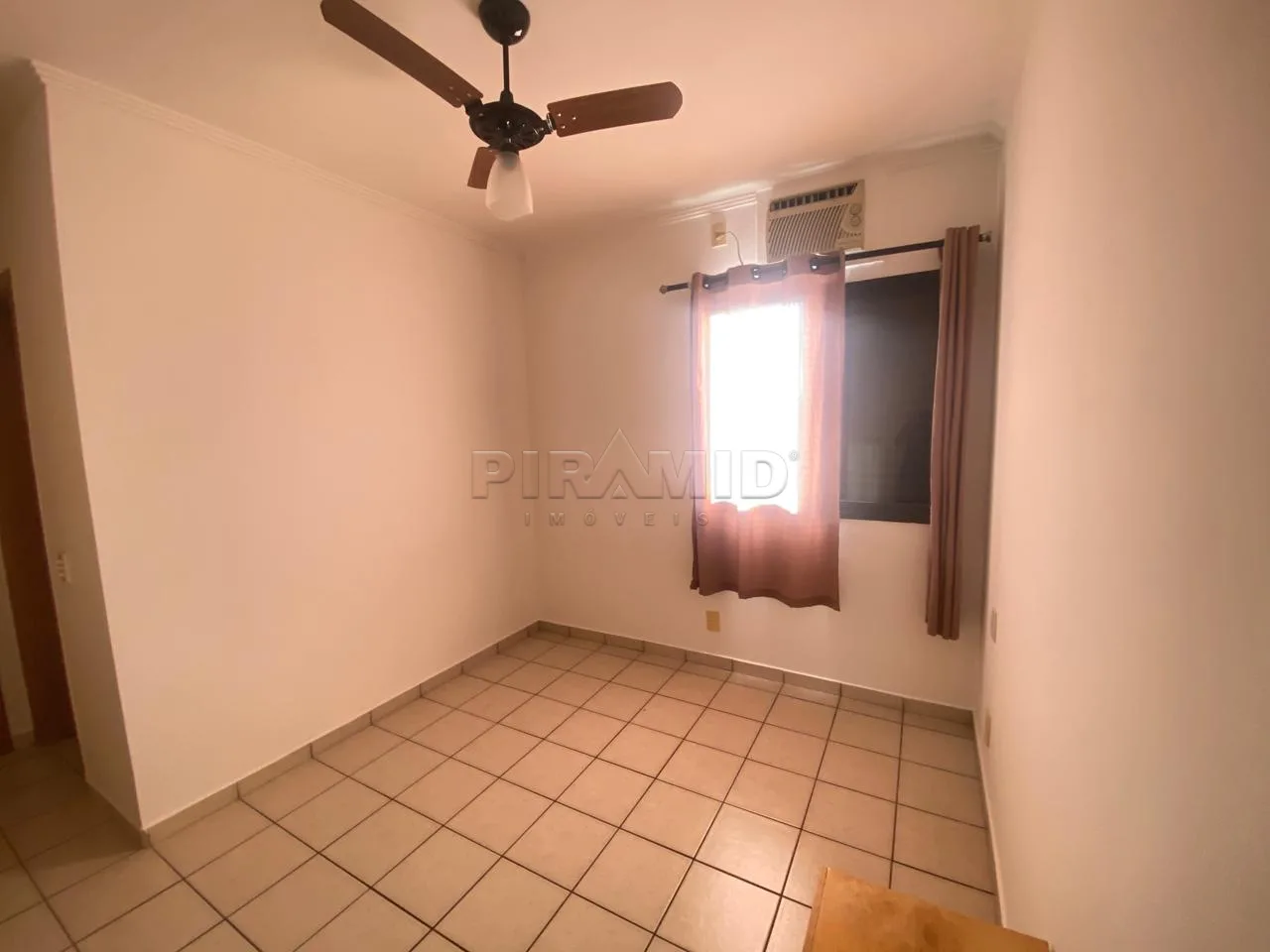 Alugar Apartamento / Padr&atilde;o em Ribeir&atilde;o Preto R$ 1.200,00 - Foto 10