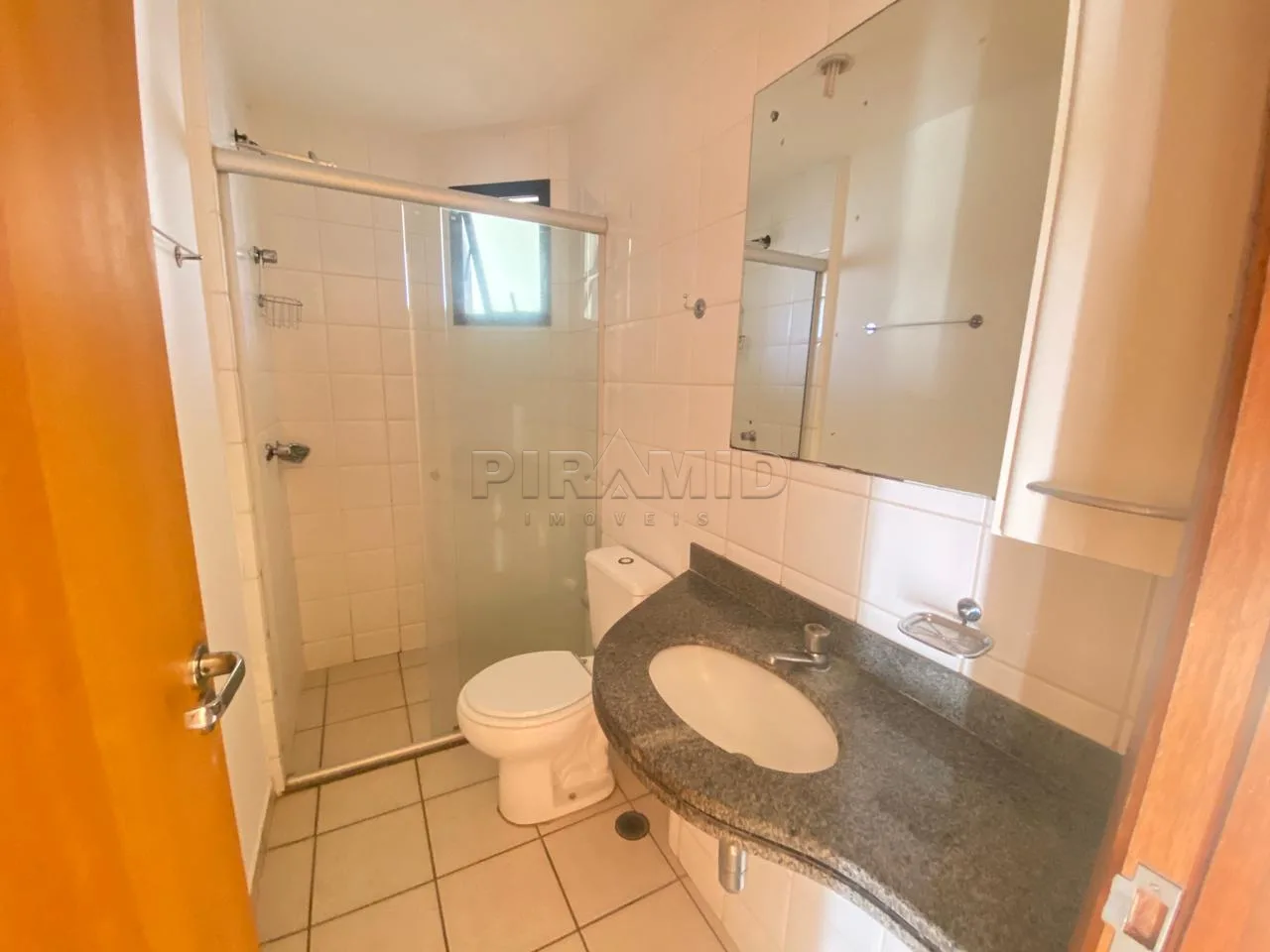 Alugar Apartamento / Padr&atilde;o em Ribeir&atilde;o Preto R$ 1.200,00 - Foto 9