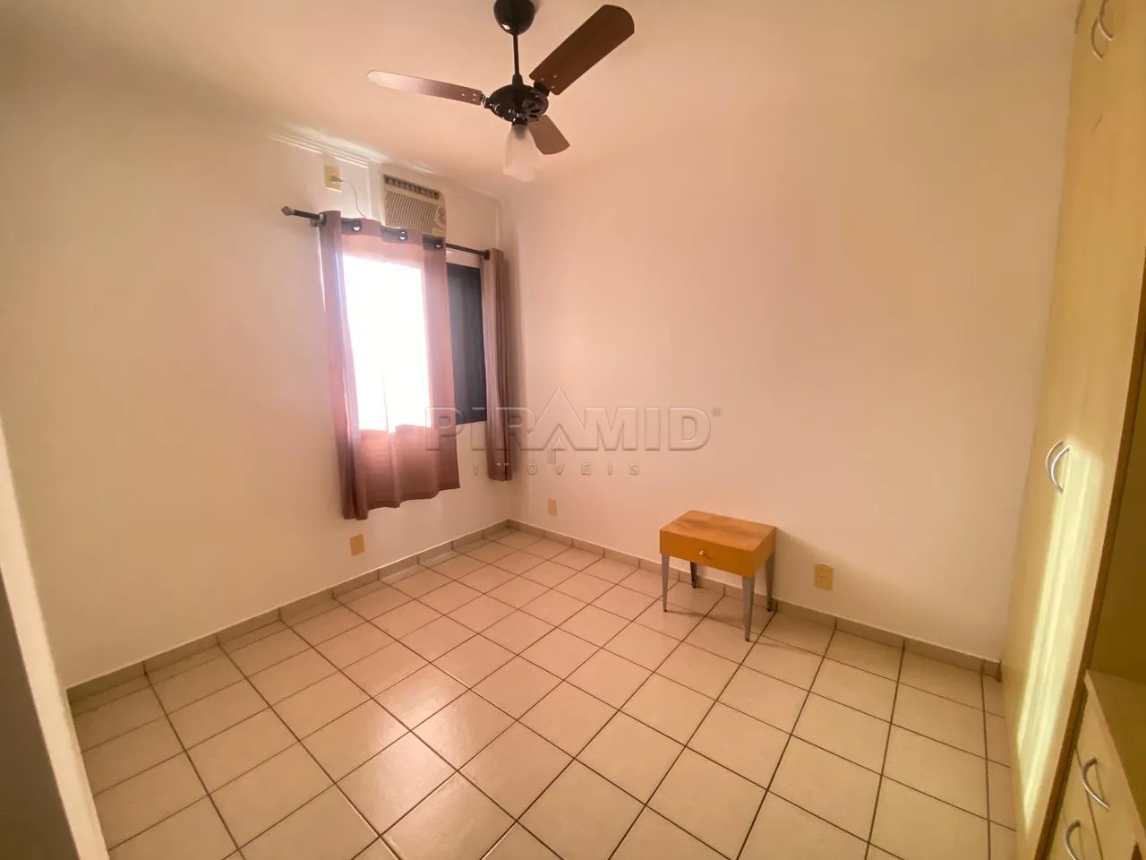 Alugar Apartamento / Padr&atilde;o em Ribeir&atilde;o Preto R$ 1.200,00 - Foto 12