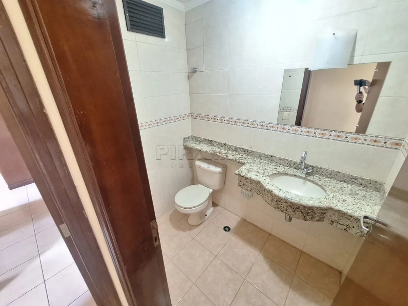 Alugar Apartamento / Padr&atilde;o em Ribeir&atilde;o Preto R$ 2.100,00 - Foto 5