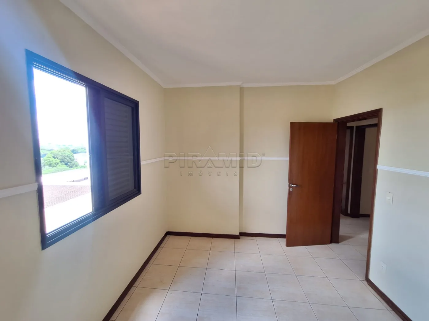Alugar Apartamento / Padr&atilde;o em Ribeir&atilde;o Preto R$ 2.100,00 - Foto 8