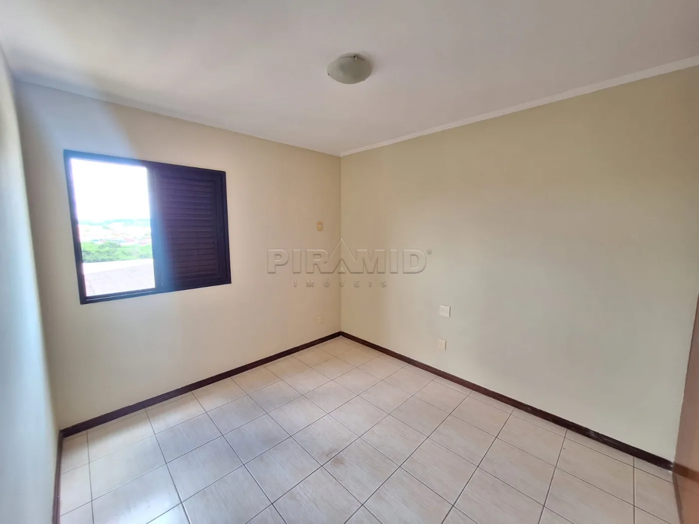 Alugar Apartamento / Padr&atilde;o em Ribeir&atilde;o Preto R$ 2.100,00 - Foto 9