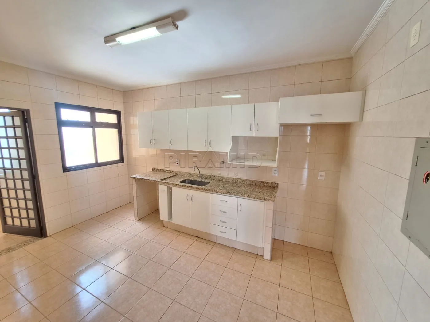 Alugar Apartamento / Padr&atilde;o em Ribeir&atilde;o Preto R$ 2.100,00 - Foto 15