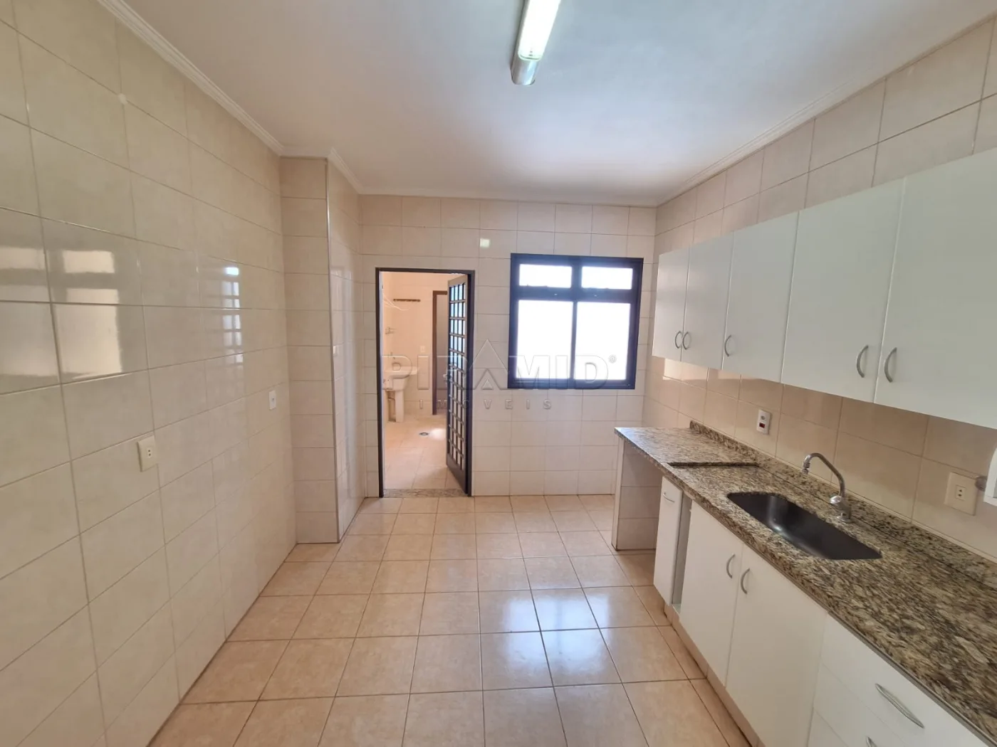 Alugar Apartamento / Padr&atilde;o em Ribeir&atilde;o Preto R$ 2.100,00 - Foto 16