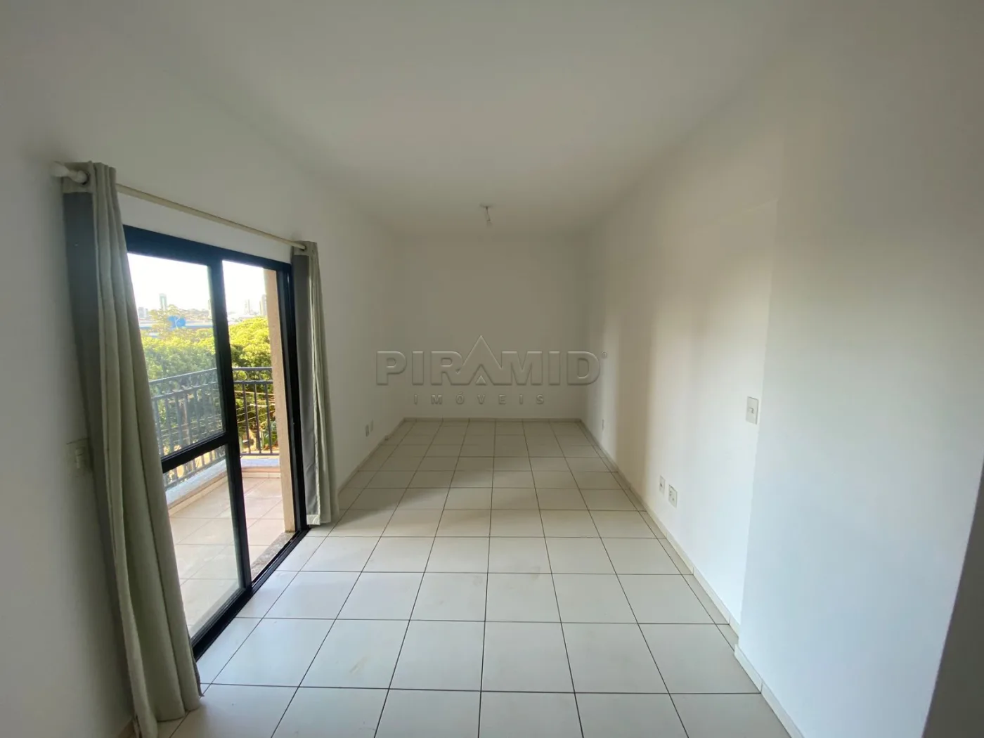 Alugar Apartamento / Padr&atilde;o em Ribeir&atilde;o Preto R$ 1.100,00 - Foto 1