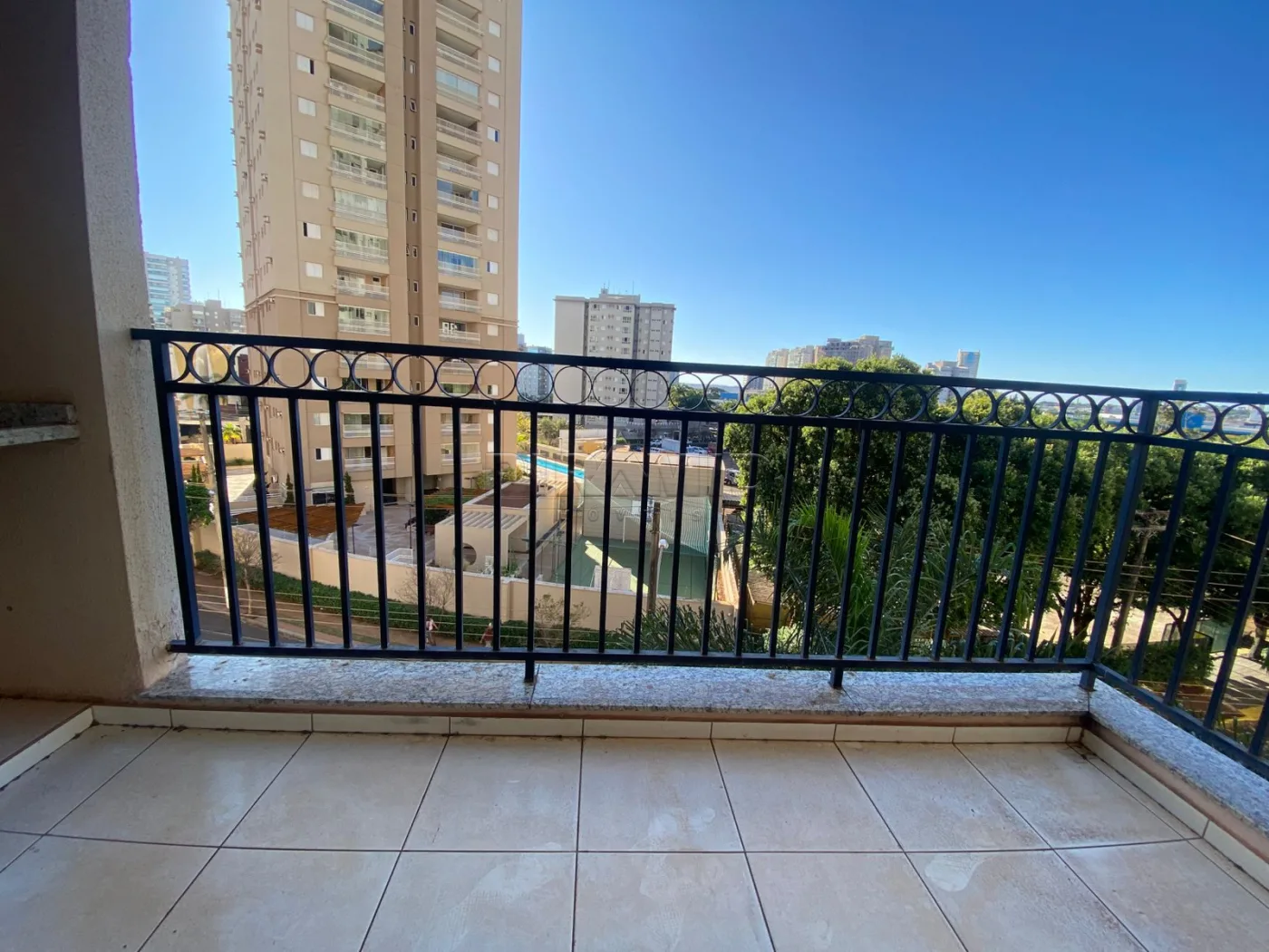 Alugar Apartamento / Padr&atilde;o em Ribeir&atilde;o Preto R$ 1.100,00 - Foto 7