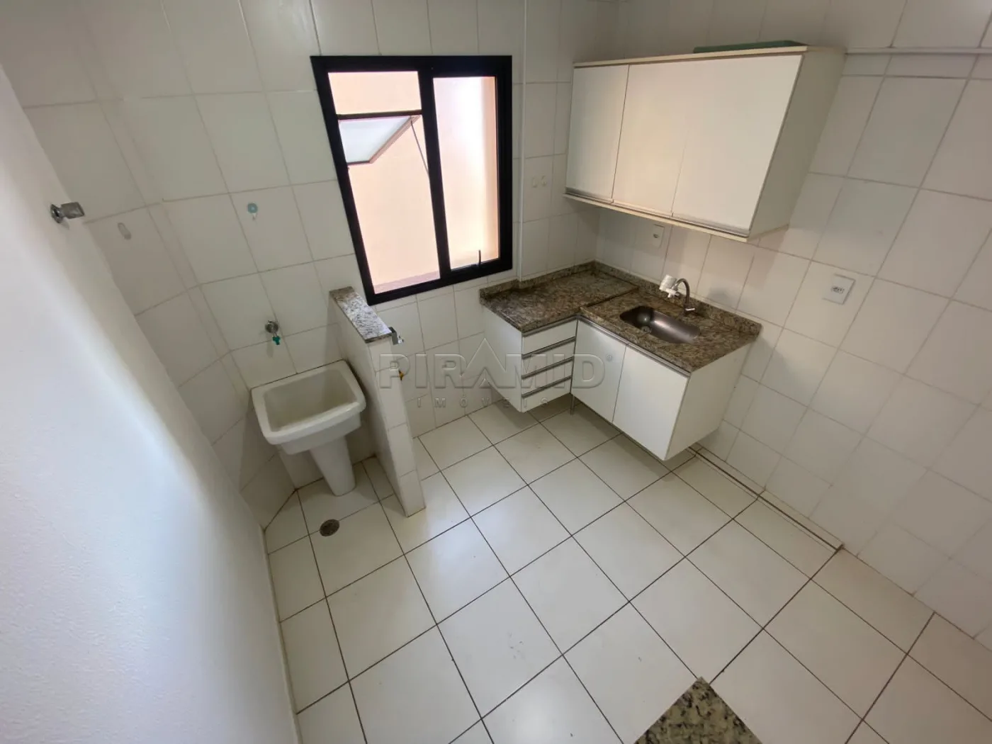 Alugar Apartamento / Padr&atilde;o em Ribeir&atilde;o Preto R$ 1.100,00 - Foto 10