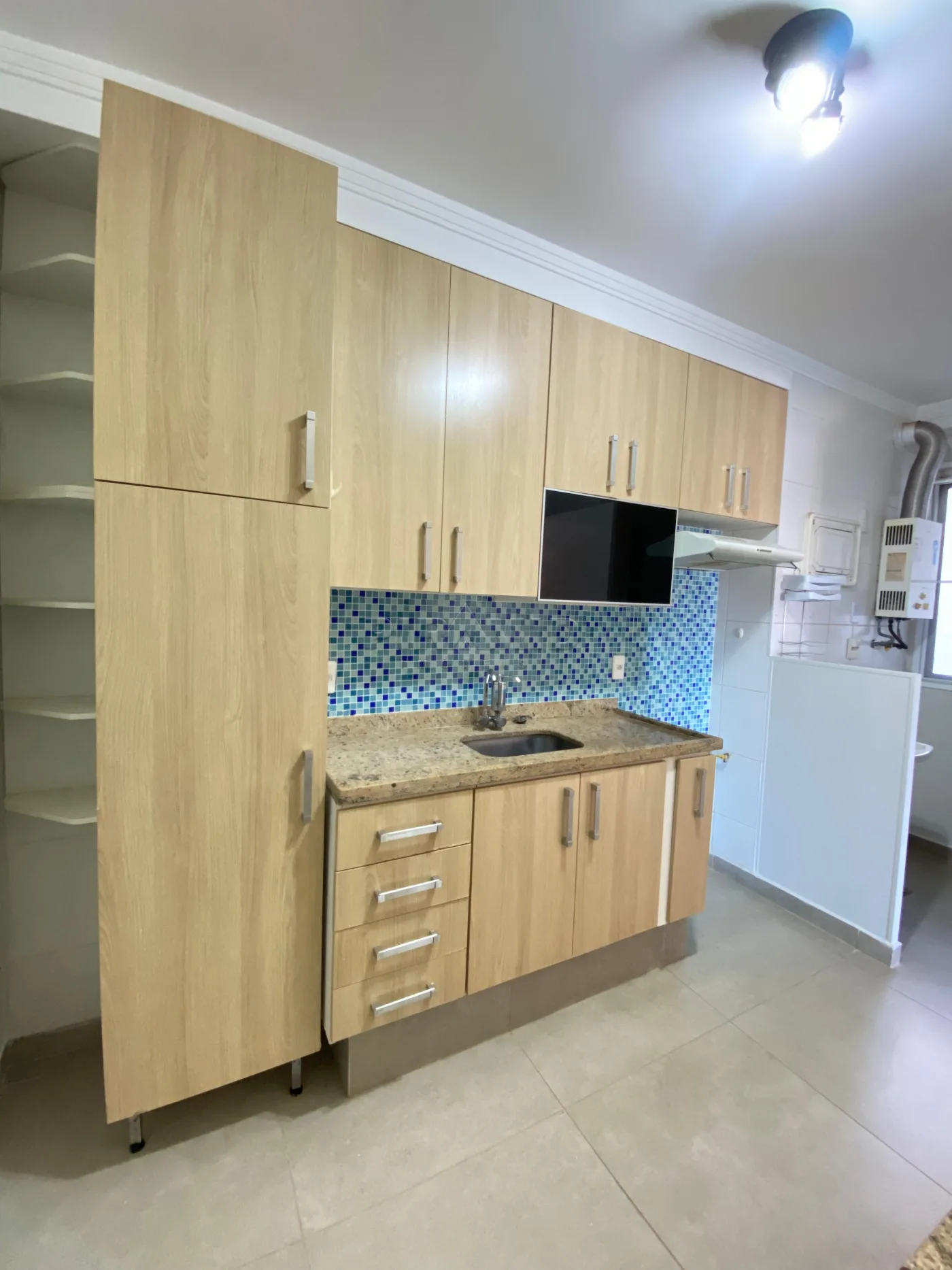 Alugar Apartamento / Padr&atilde;o em Ribeir&atilde;o Preto R$ 4.200,00 - Foto 4