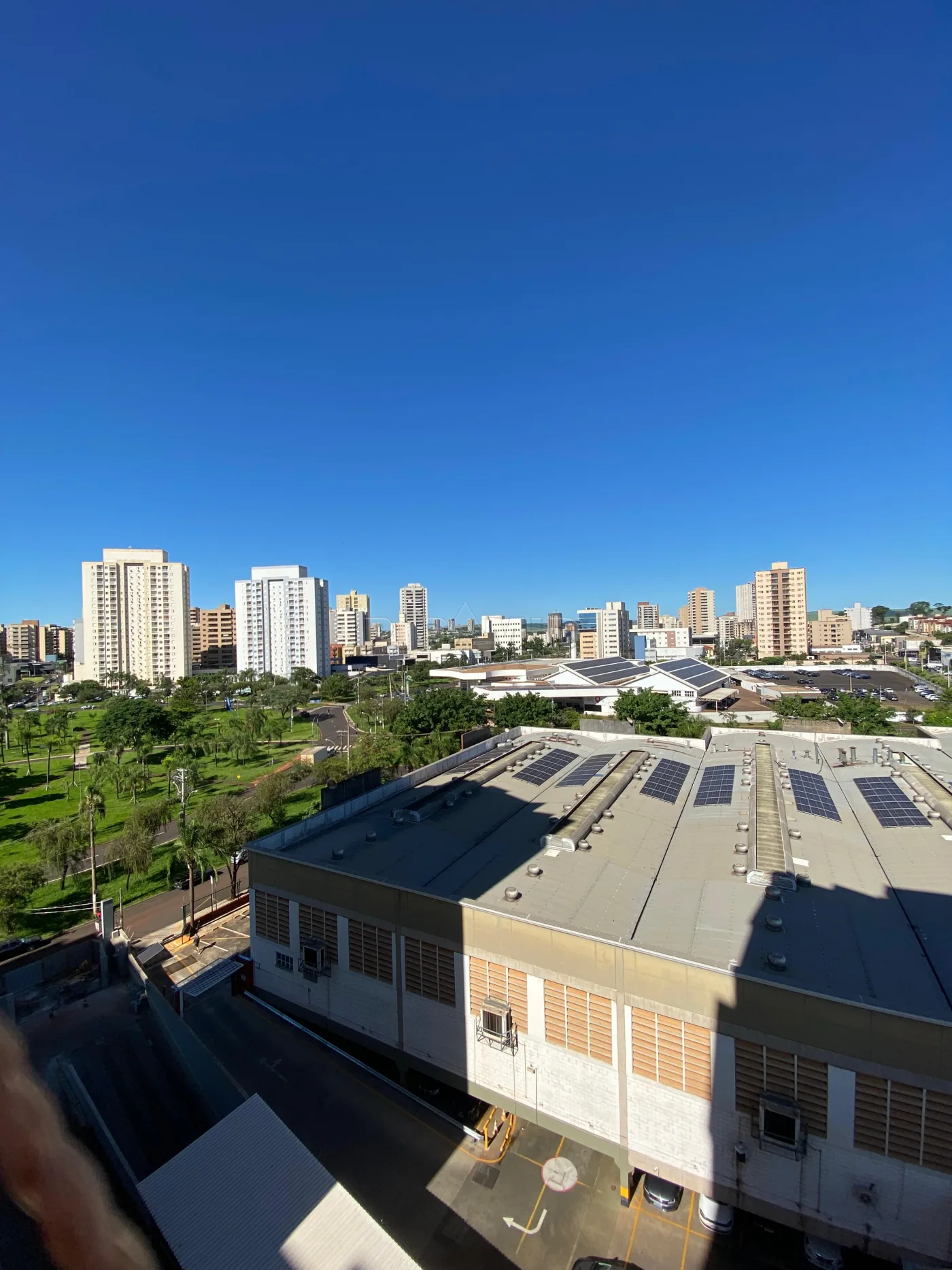Alugar Apartamento / Padr&atilde;o em Ribeir&atilde;o Preto R$ 4.200,00 - Foto 16