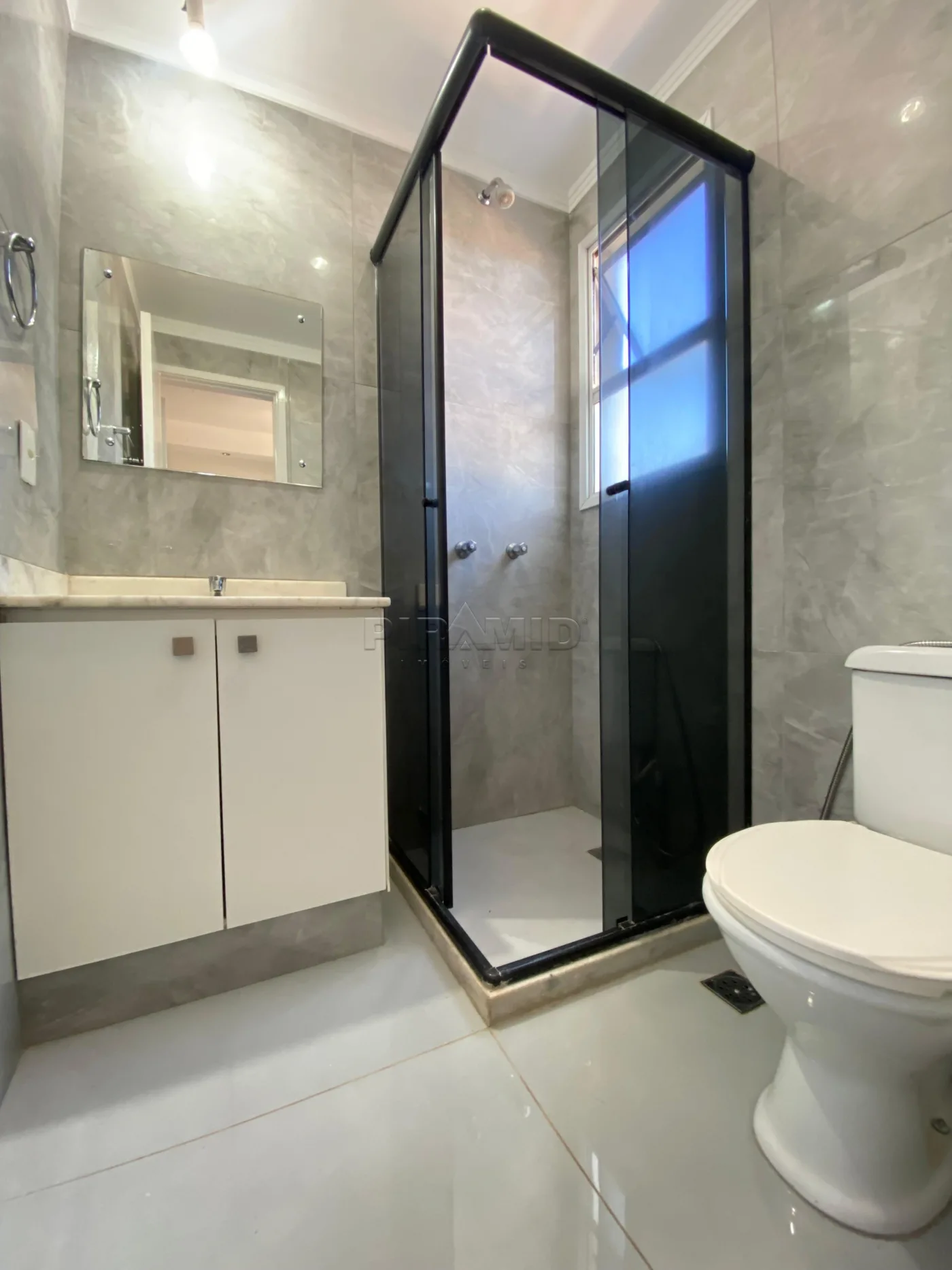 Alugar Apartamento / Padr&atilde;o em Ribeir&atilde;o Preto R$ 4.200,00 - Foto 17