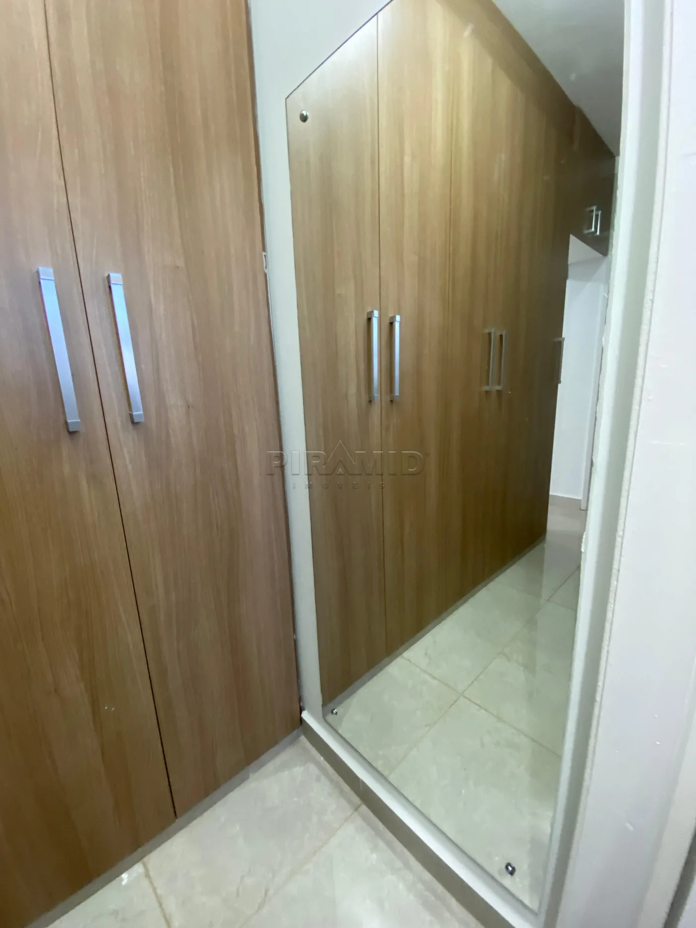 Alugar Apartamento / Padr&atilde;o em Ribeir&atilde;o Preto R$ 4.200,00 - Foto 23