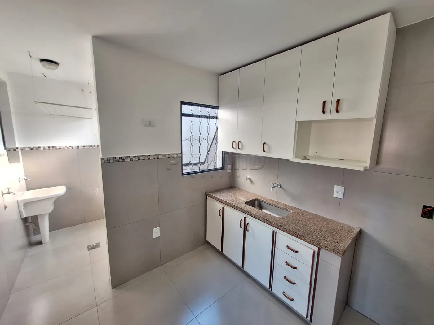 Alugar Apartamento / Padr&atilde;o em Ribeir&atilde;o Preto R$ 1.500,00 - Foto 7