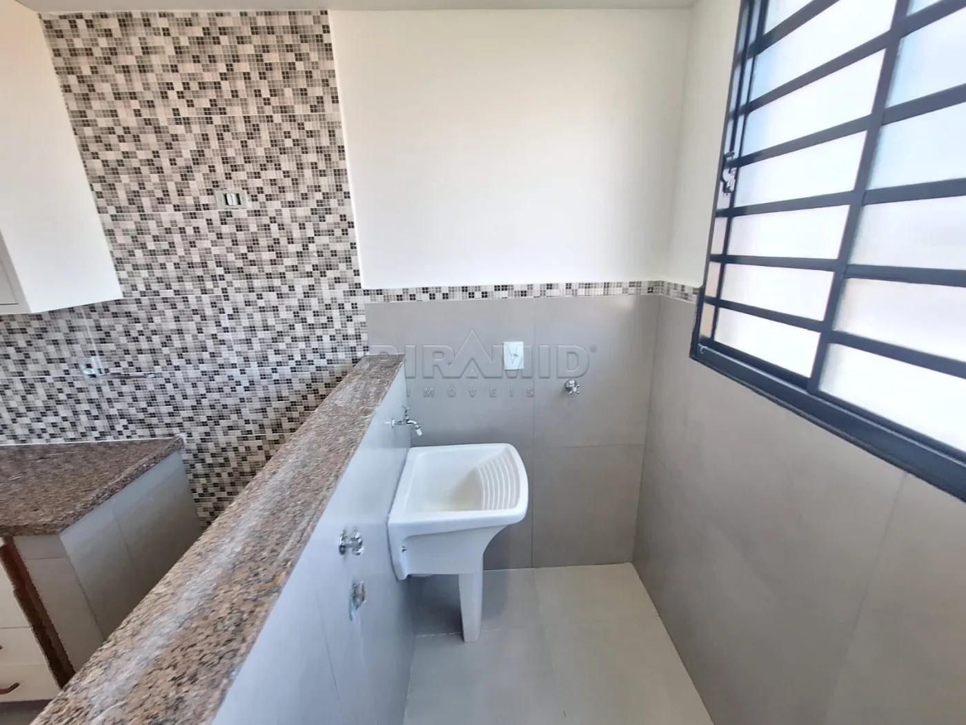 Alugar Apartamento / Padr&atilde;o em Ribeir&atilde;o Preto R$ 1.500,00 - Foto 10