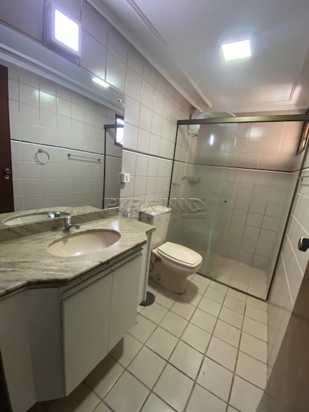 Alugar Apartamento / Padr&atilde;o em Ribeir&atilde;o Preto R$ 1.700,00 - Foto 10