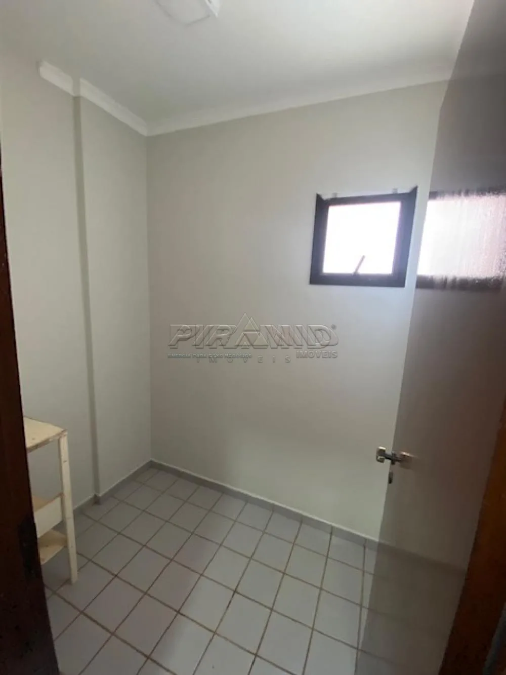 Alugar Apartamento / Padr&atilde;o em Ribeir&atilde;o Preto R$ 1.700,00 - Foto 17